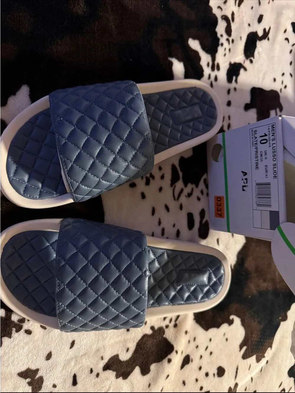 APL Men’s Lusso Slide in Slate with Pristine Accents
